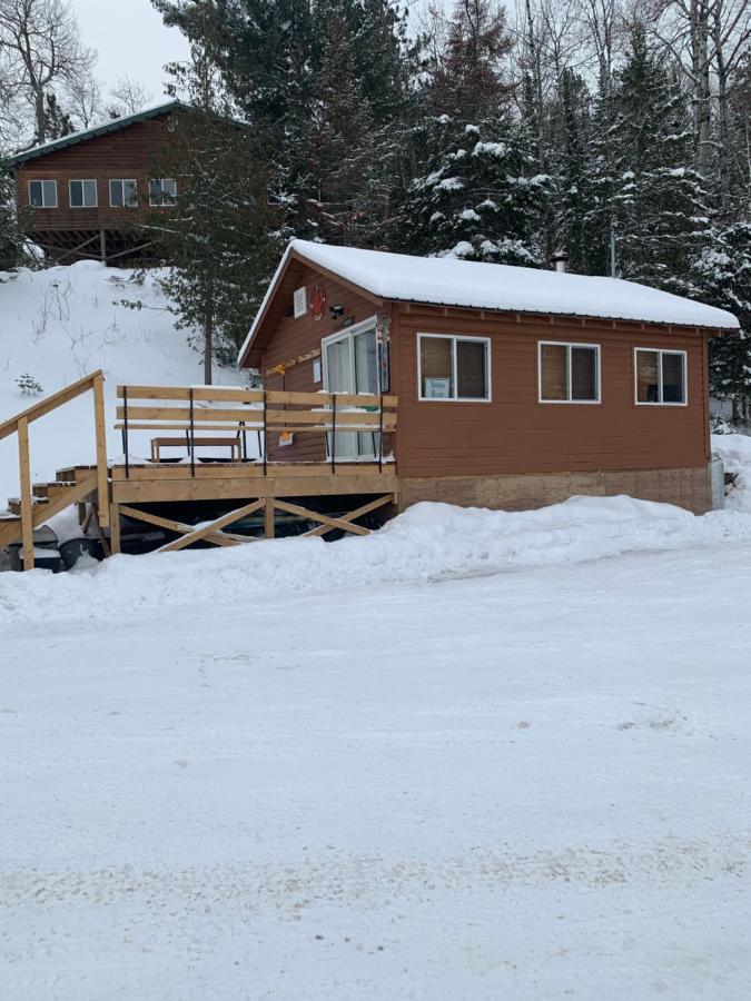 Muskie Bay Resort Nestor Falls Buitenkant foto