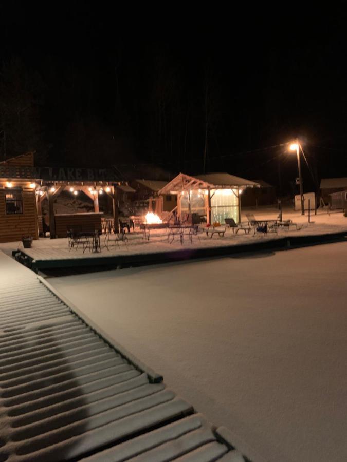 Muskie Bay Resort Nestor Falls Buitenkant foto